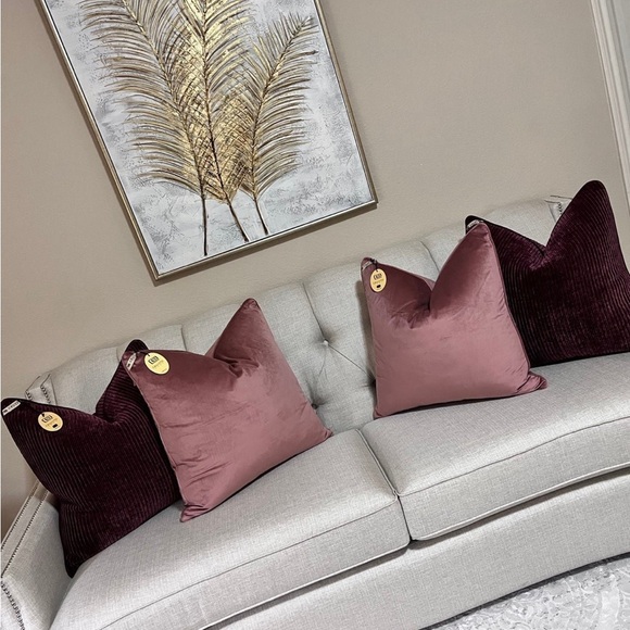 1-CALLISTO HOME CHANNEL VELVET DECORATIVE PILLOW (Read description for details) - Picture 4 of 16